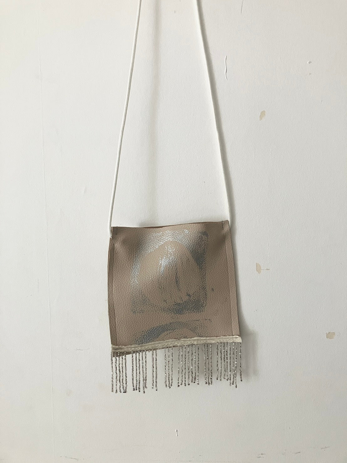 everyone's mother - Moon Sling - Cream